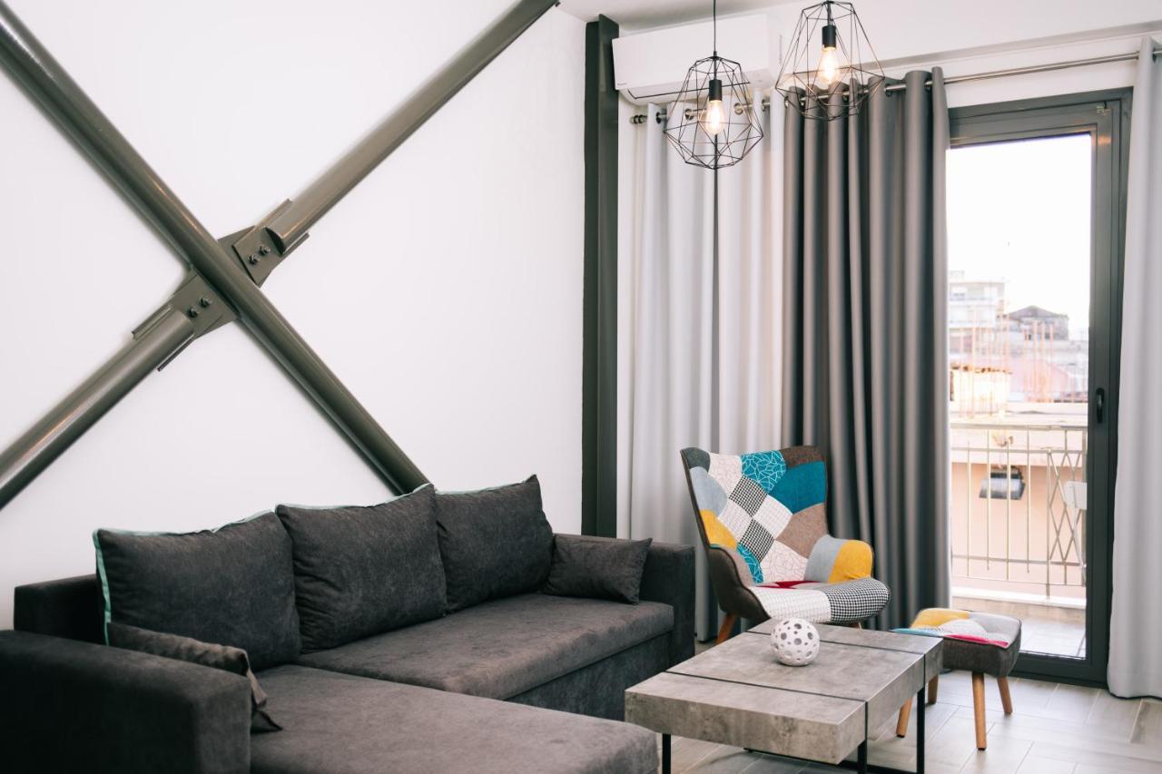 Volos Suites Center المظهر الخارجي الصورة